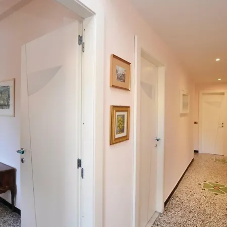 Casa Marina * إمبيريا